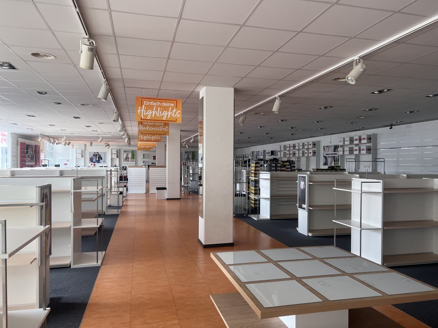 Ladenfläche an Fabrikweg 16, 5033 Buchs AG – Bild 2 von 5