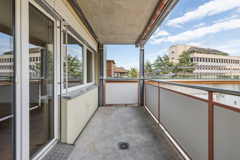 Alte Bahnhofstrasse 1