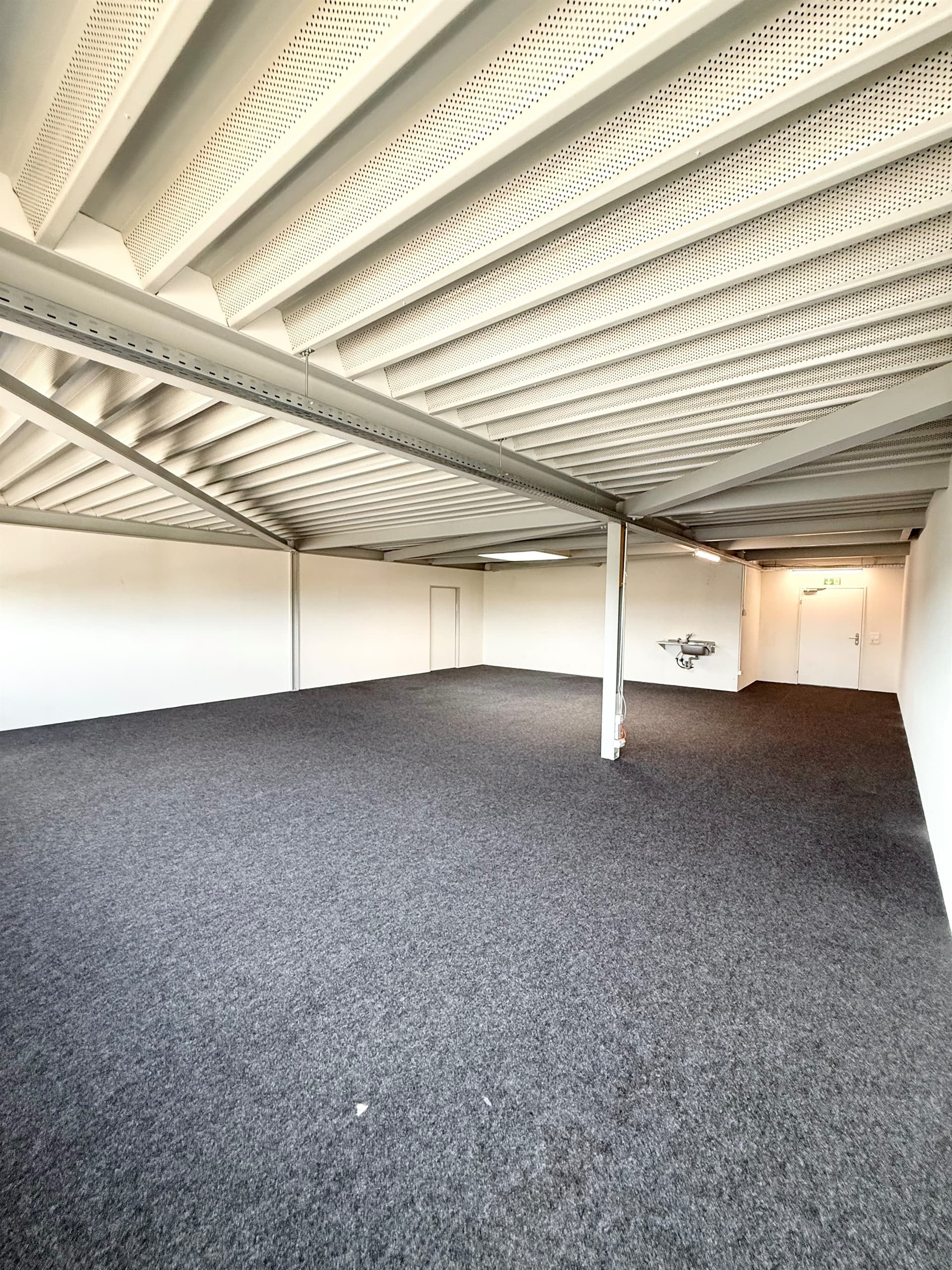 Büro an Riedstr. 1, 6330 Cham – Bild 4 von 6