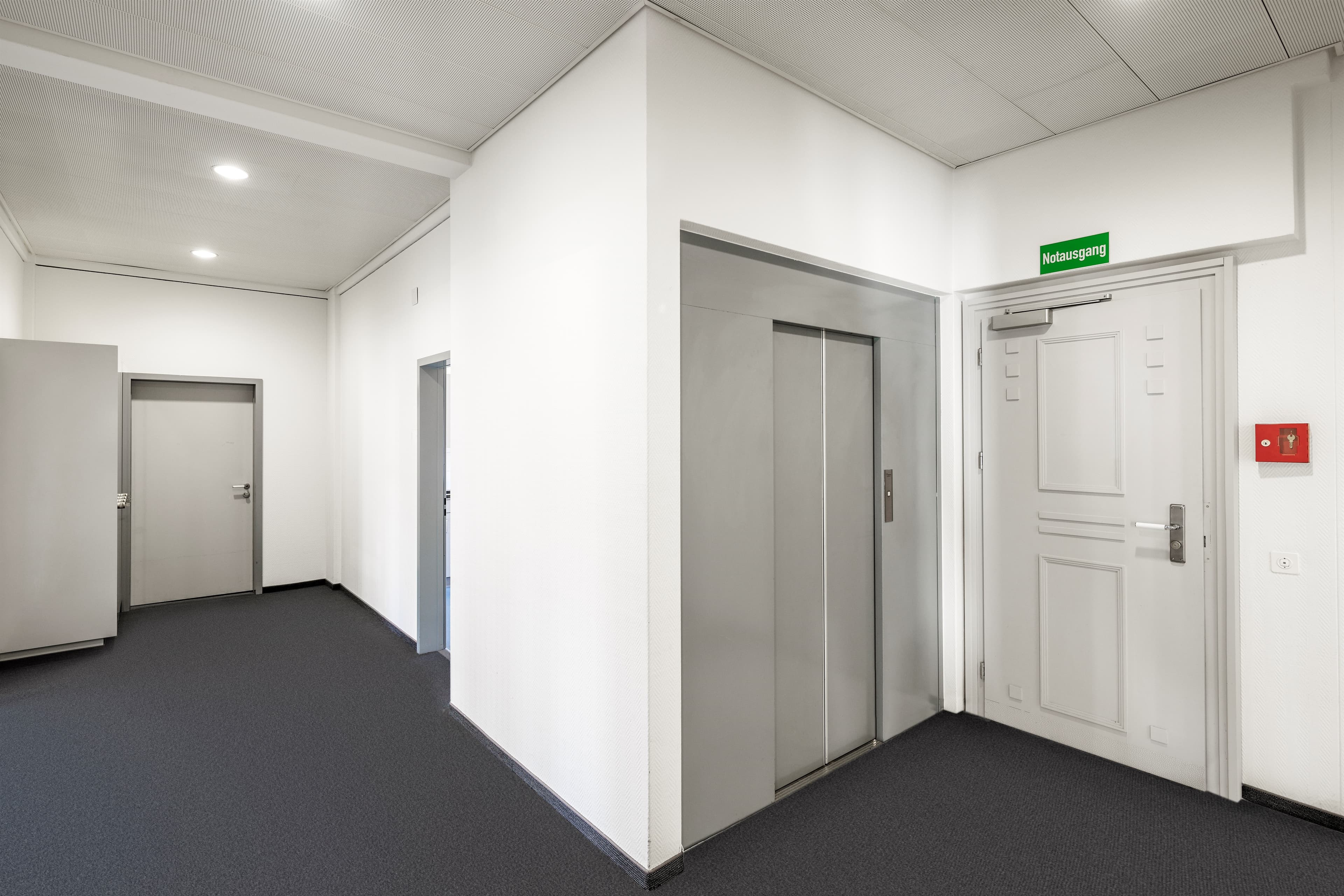 St. Leonhardstrasse 20