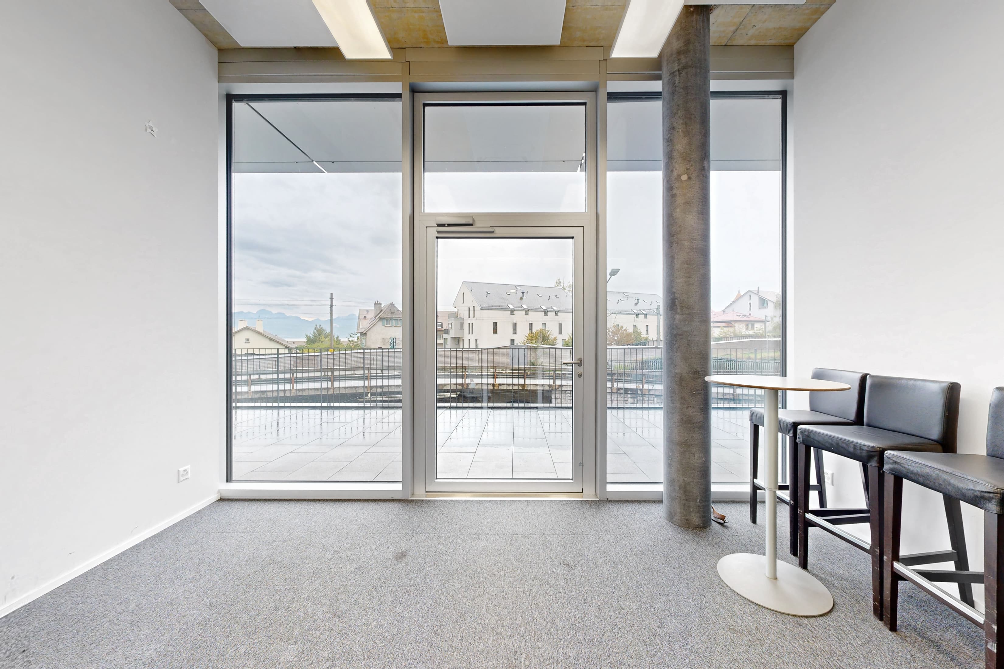 Ch.de Pallin 4/Av.du Lavaux 77