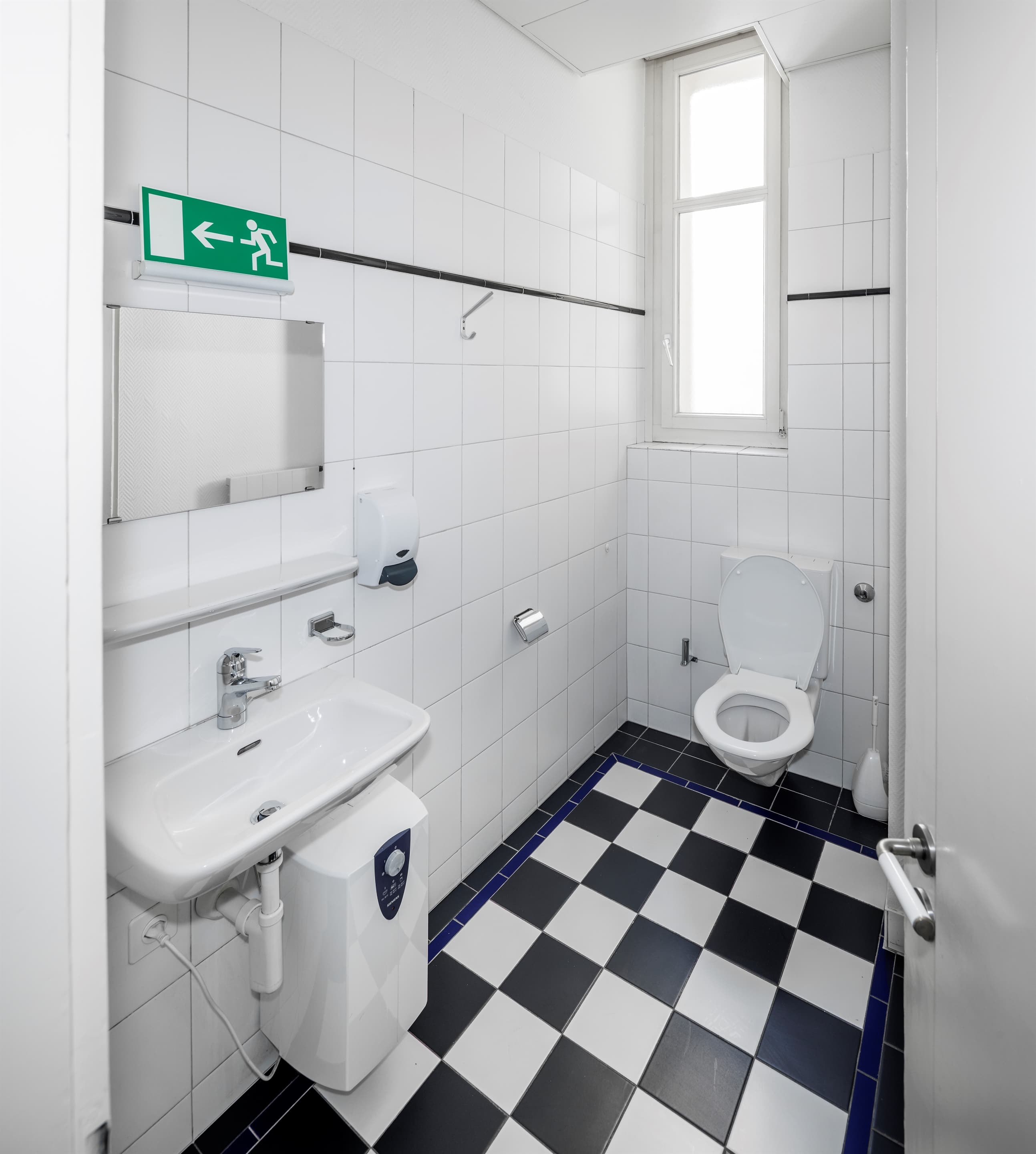 St. Leonhardstrasse 20