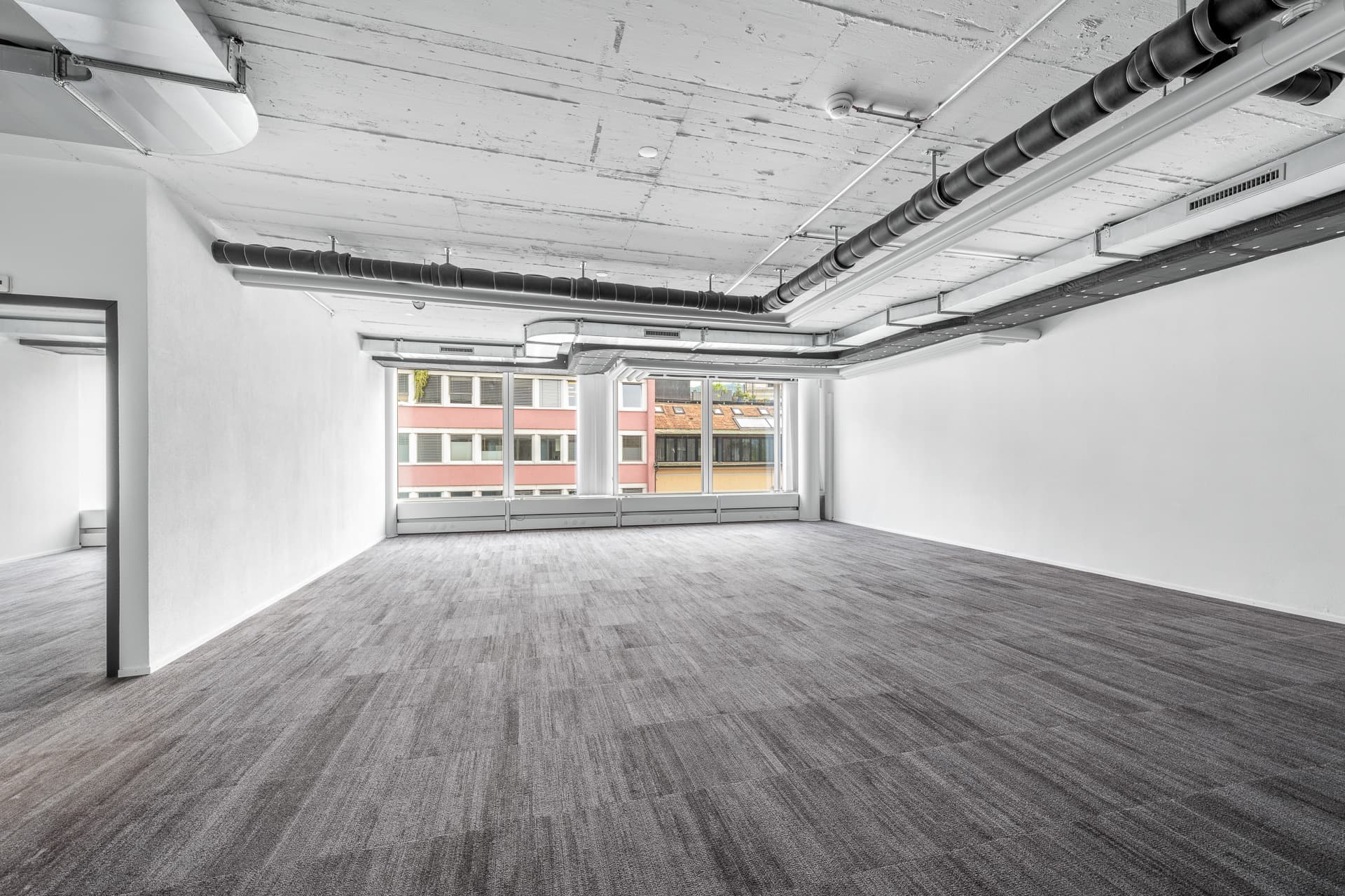 Office at Bahnhofplatz 1, 5400 Baden – Photo 2 of 11
