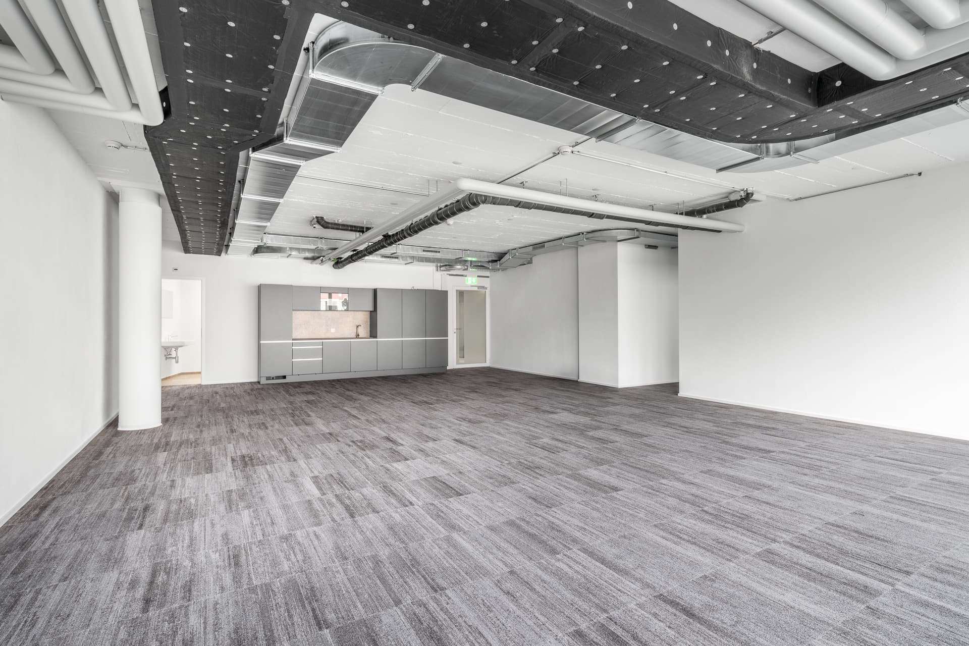 Office at Bahnhofplatz 1, 5400 Baden – Photo 4 of 11