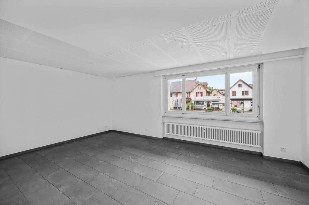Office at Schlossstrasse 8, 4133 Pratteln – Photo 3 of 12