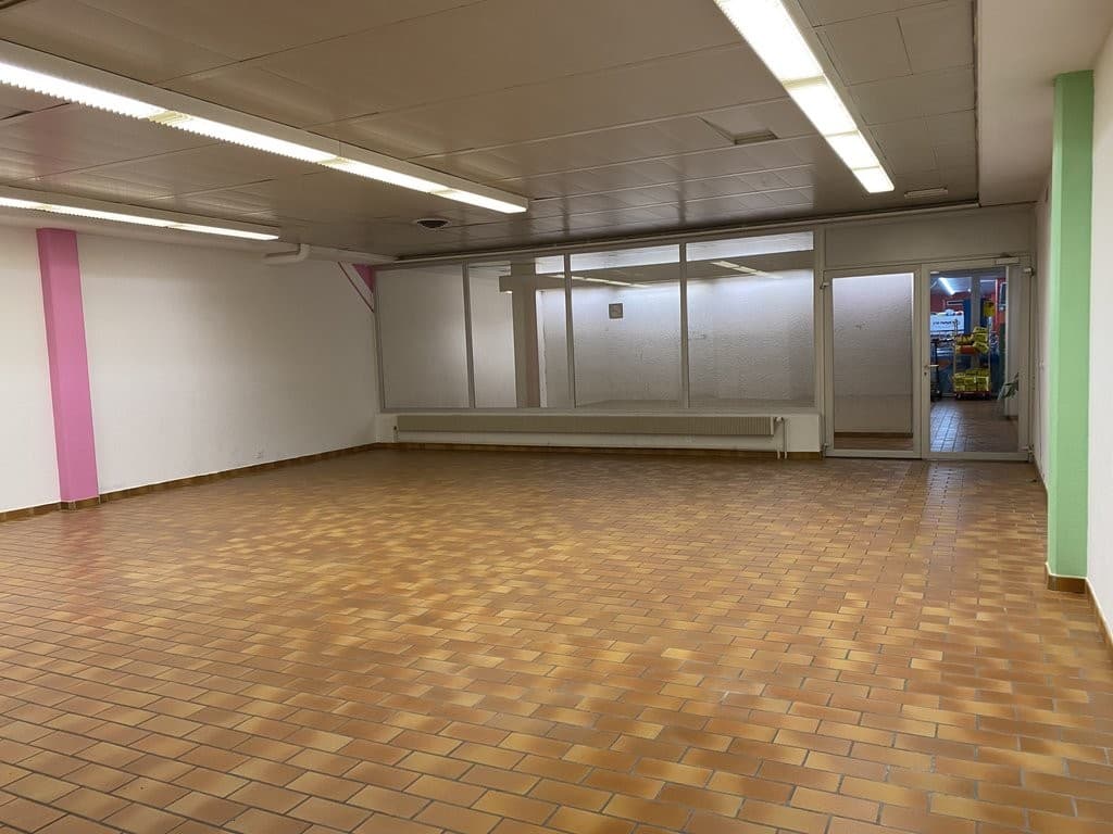 Ladenfläche an Isabelle de Montolieu 115, 1010 Lausanne – Bild 4 von 8