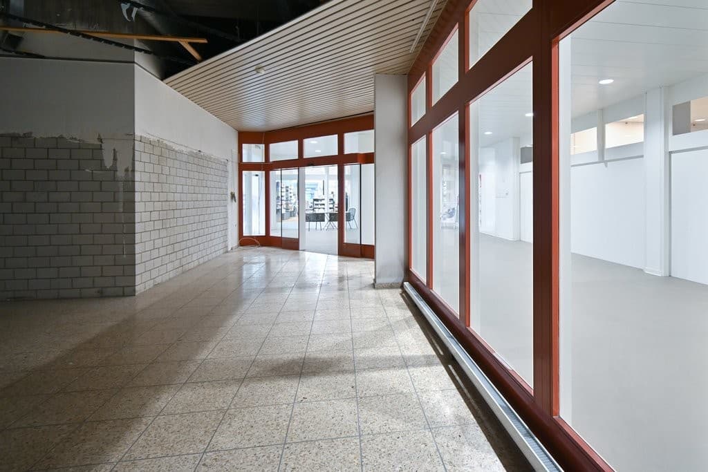 Ladenfläche an Friedhofstrasse 2, 5610 Wohlen AG – Bild 3 von 10