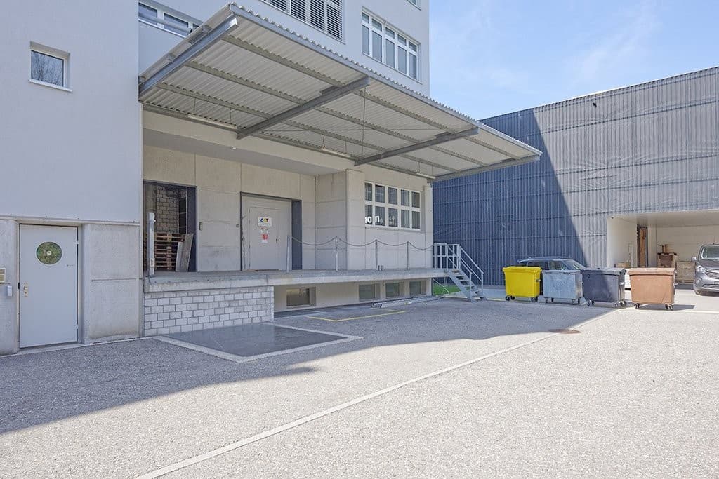 Schlosstalstrasse 210