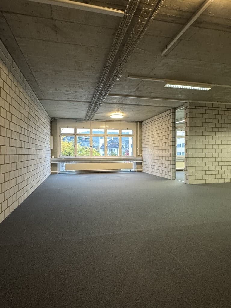 Schlosstalstrasse 210