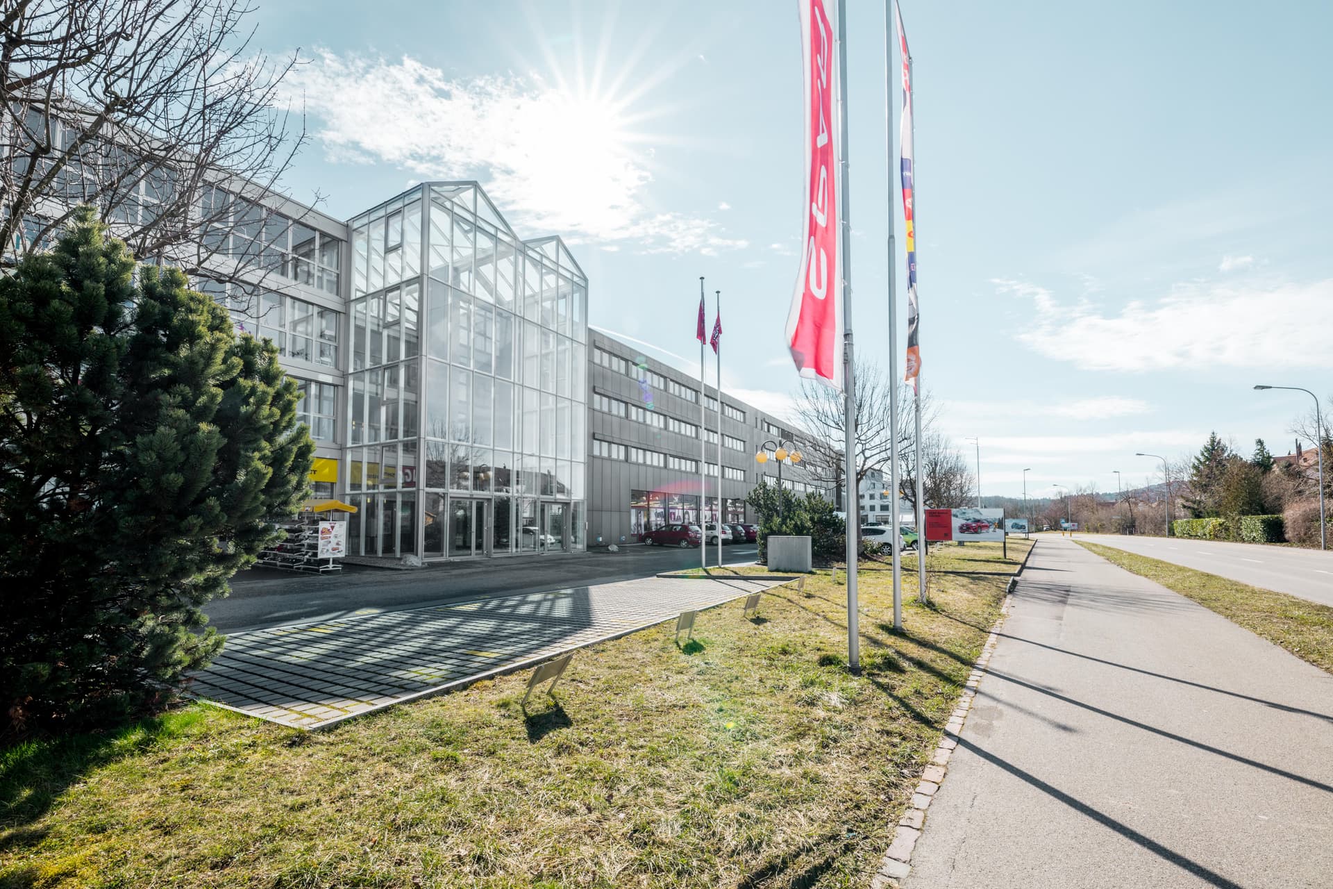 Commercial Space at Mandachstrasse 50/52, 8155 Niederhasli – Photo 4 of 6