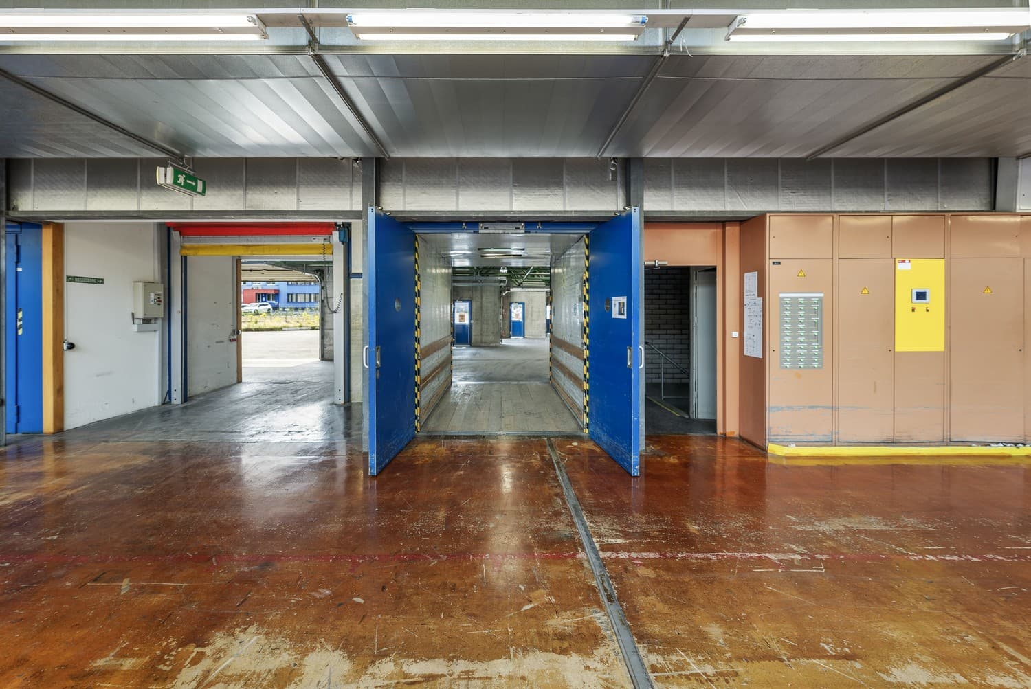 Espace commercial au Industriestrasse 1+3, 3185 Schmitten FR – Photo 5 sur 13