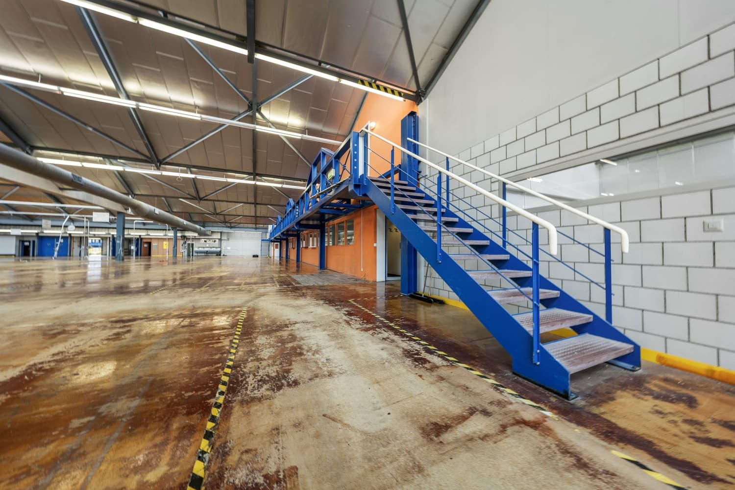 Industriestrasse 1+3