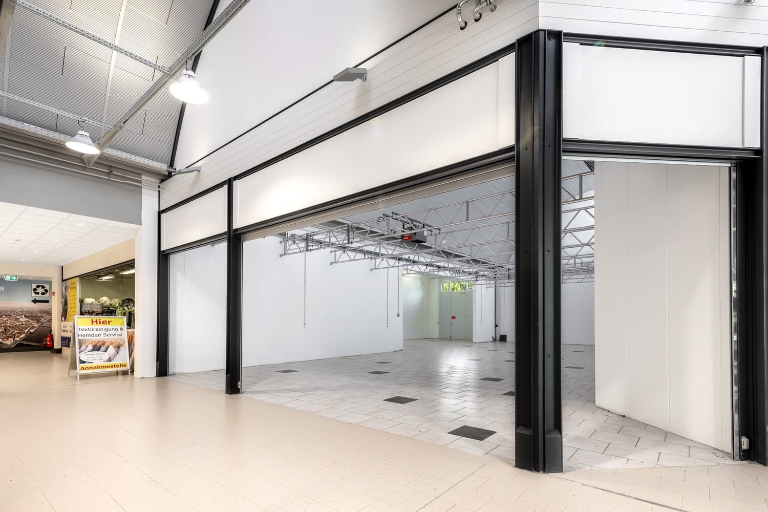Espace commercial au Werkhofstrasse 29d, 4500 Soleure – Photo 3 sur 11