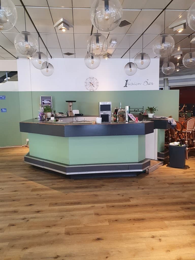 Av.de la Gare/Av.du Théâtre 18