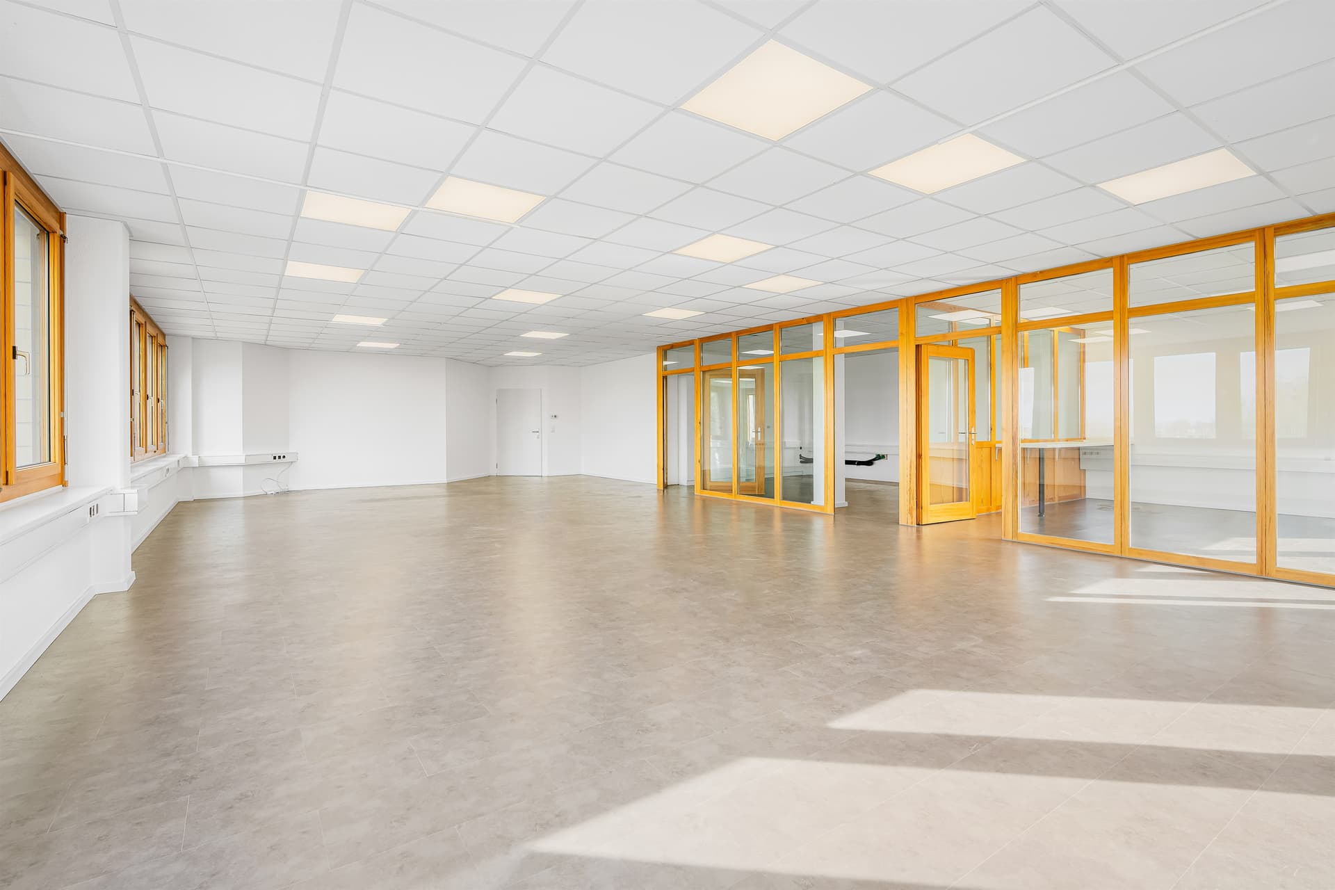 Office at Lohstampfenstrasse 11, 8274 Tägerwilen – Photo 2 of 11