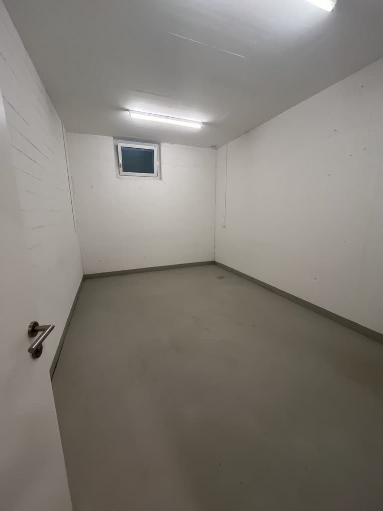 Süsswinkelstrasse 16