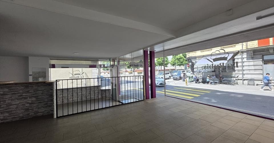 Rue Daniel-Jeanrichard 13