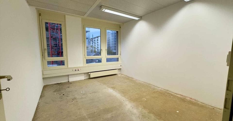 6, route des Acacias