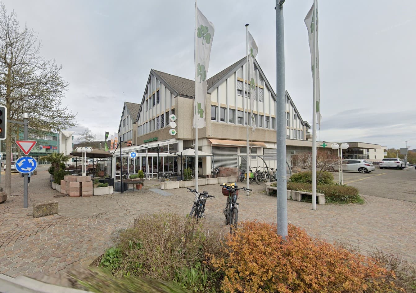 Office Bahnhofstrasse 3