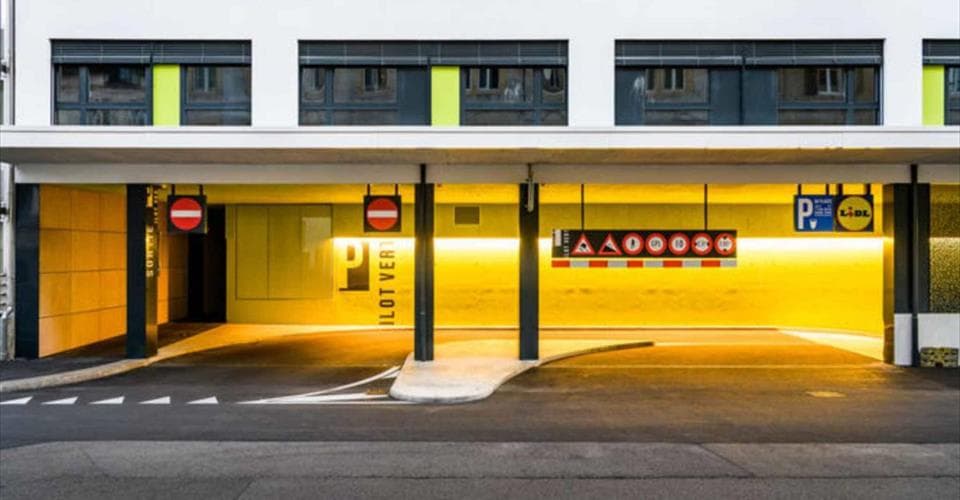 Ladenfläche in 2300 La Chaux-de-Fonds, 339m² – Bild 3 von 5