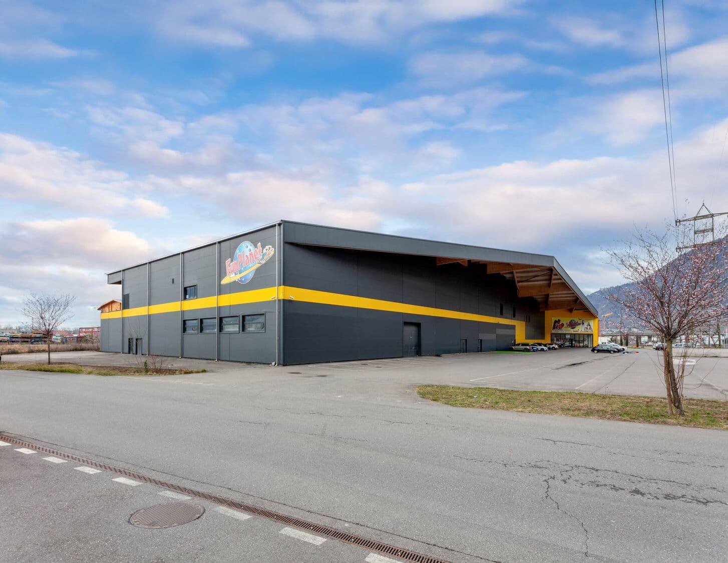 Route des Deux-Chênes 11