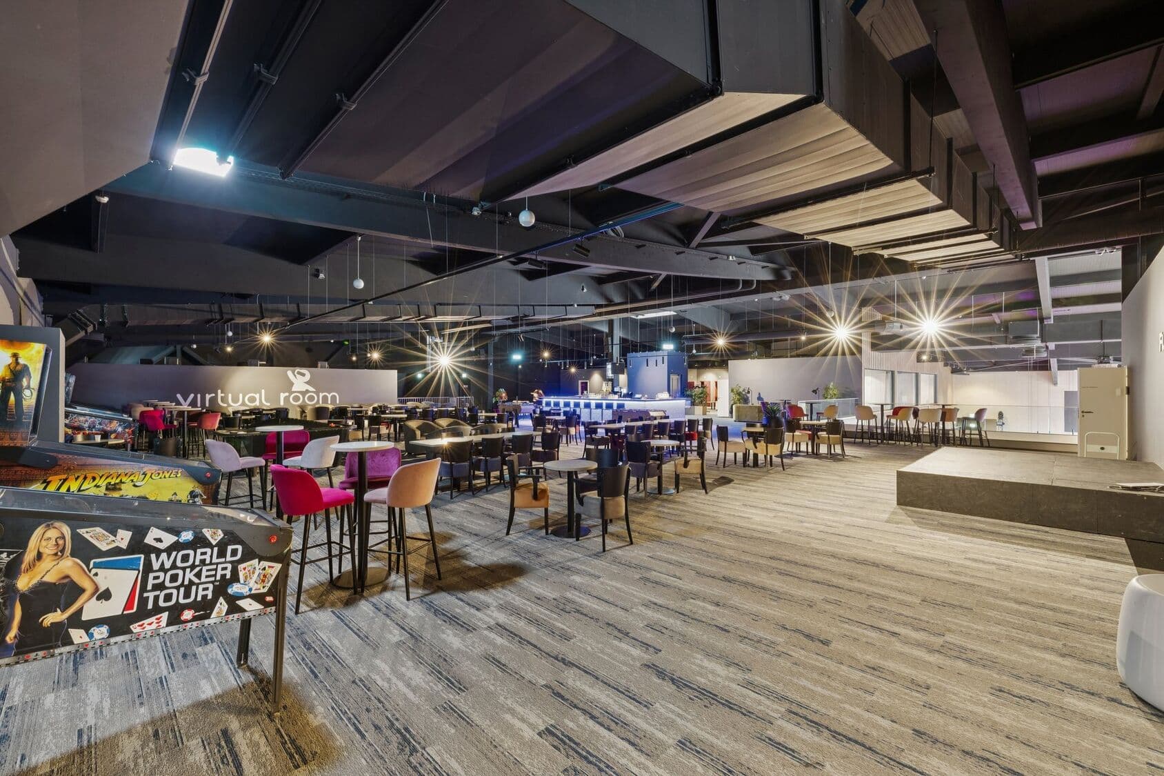 Route des Deux-Chênes 11