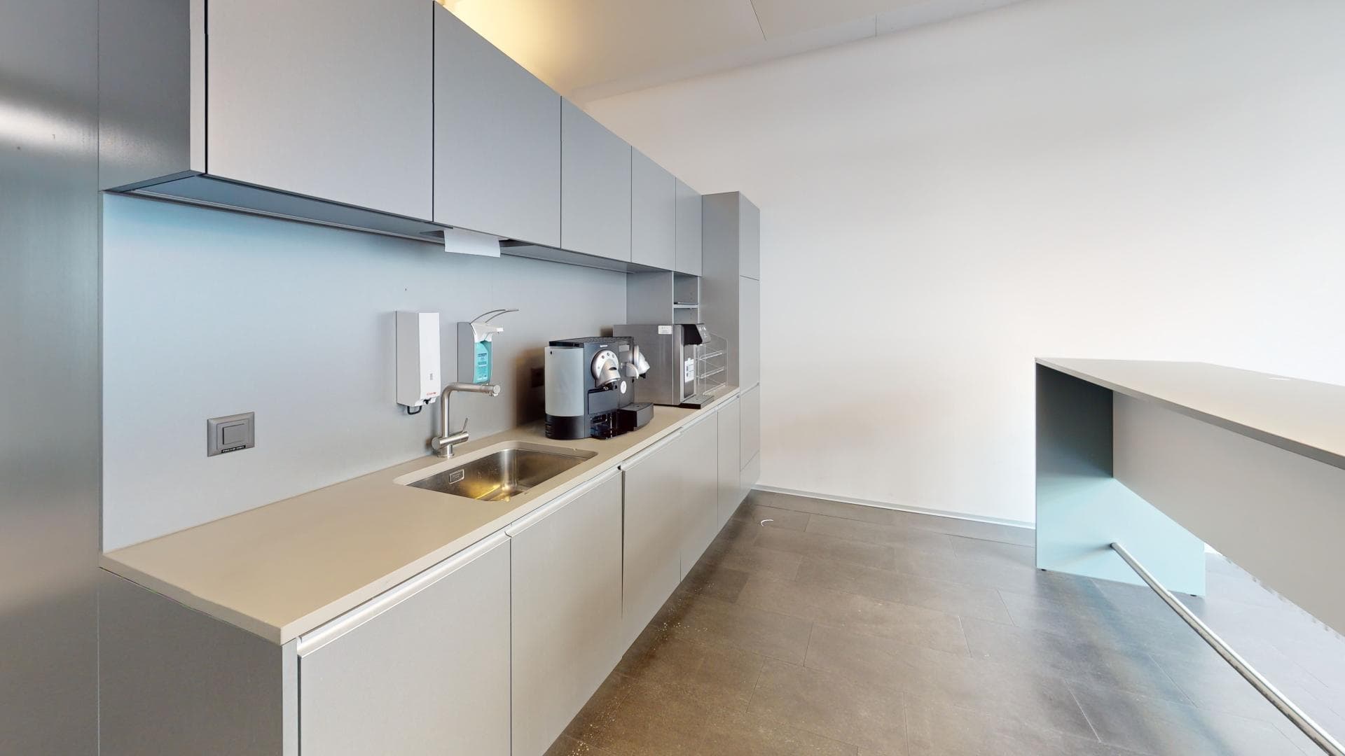 Boulevard Lilienthal 6