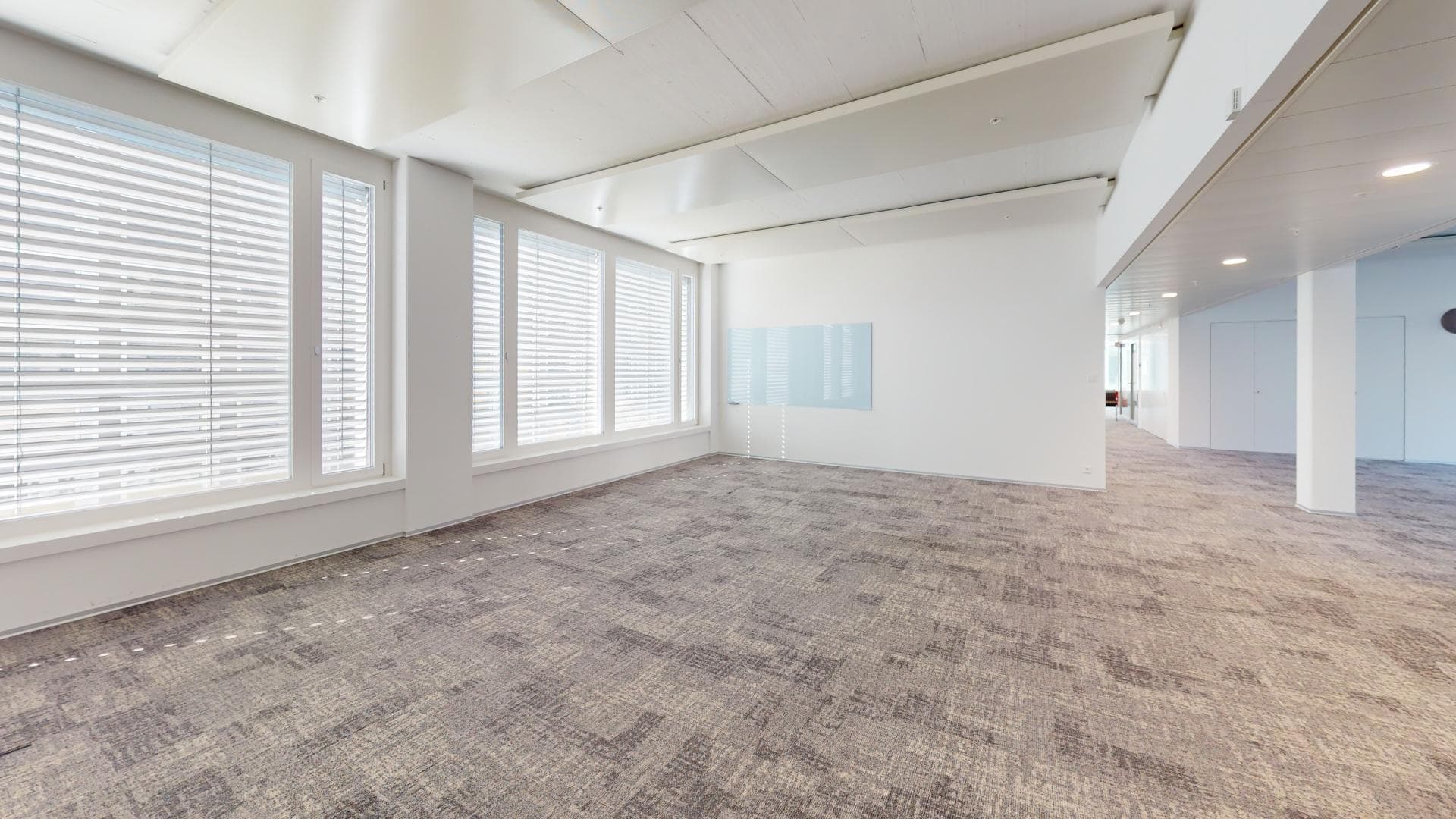 Boulevard Lilienthal 6