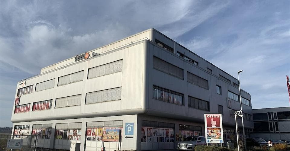Commercial Space at Warpelstrasse 3, 3186 Düdingen – Photo 1 of 14