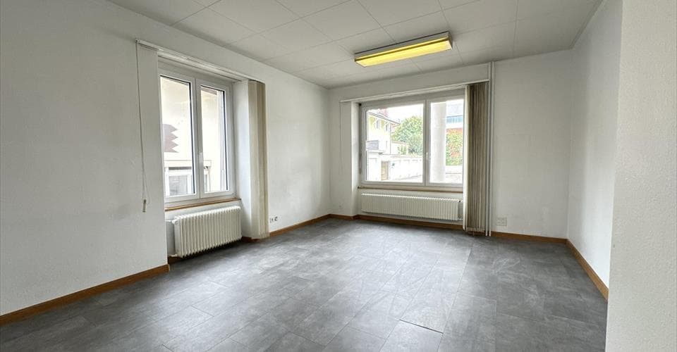 Bureau au Rue Achille-Merguin 1, 2900 Porrentruy – Photo 2 sur 10
