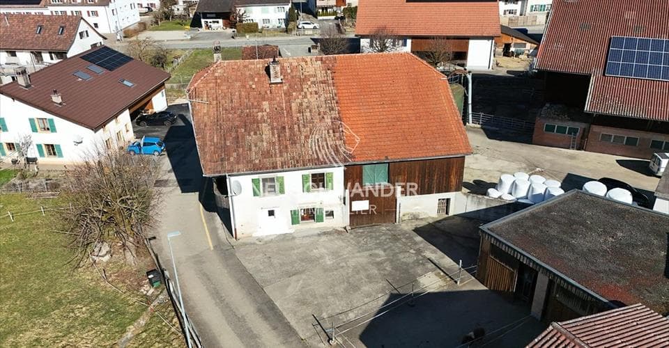 Espace commercial au dans le canton du Jura, 2825 Courchapoix – Photo 3 sur 7