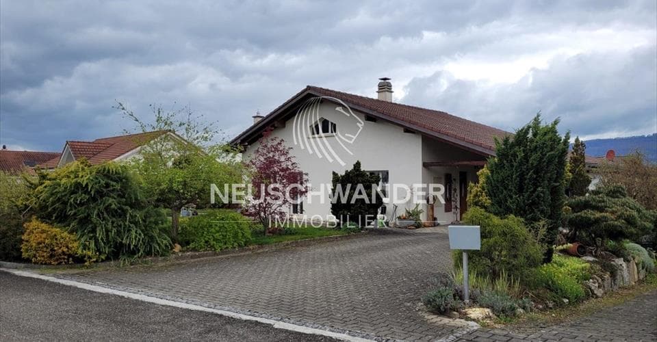 Dans le centre du village