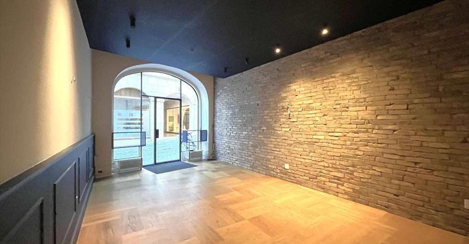 12-14 Etienne-Dumont