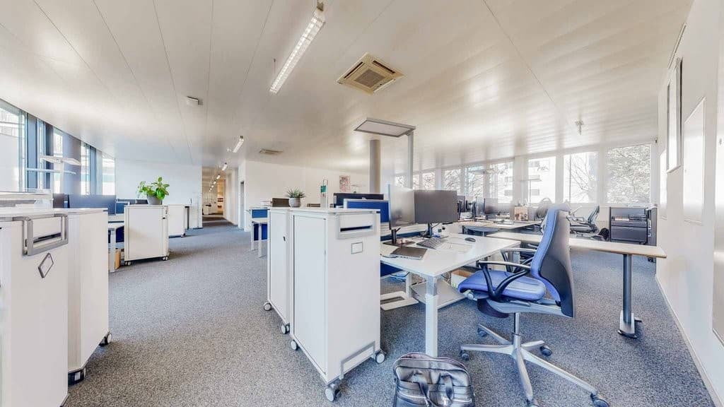Office at Schulhausstrasse 2, 3600 Thun – Photo 5 of 12