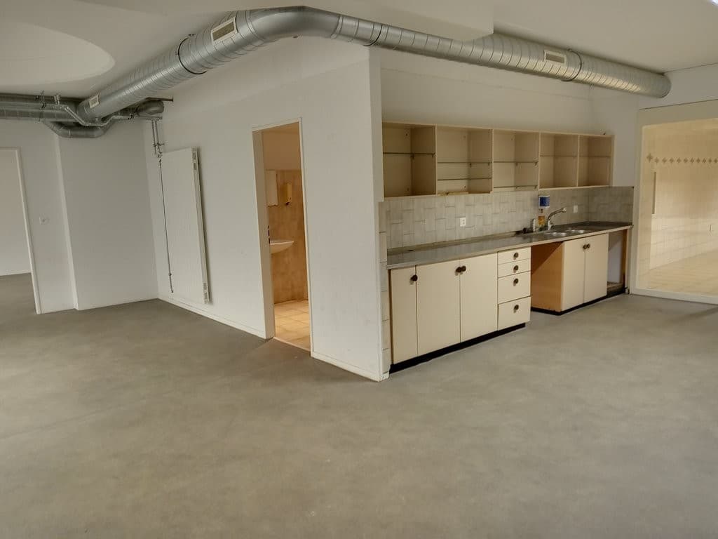 Office at Rue de la Borde 21, 1018 Lausanne – Photo 5 of 12