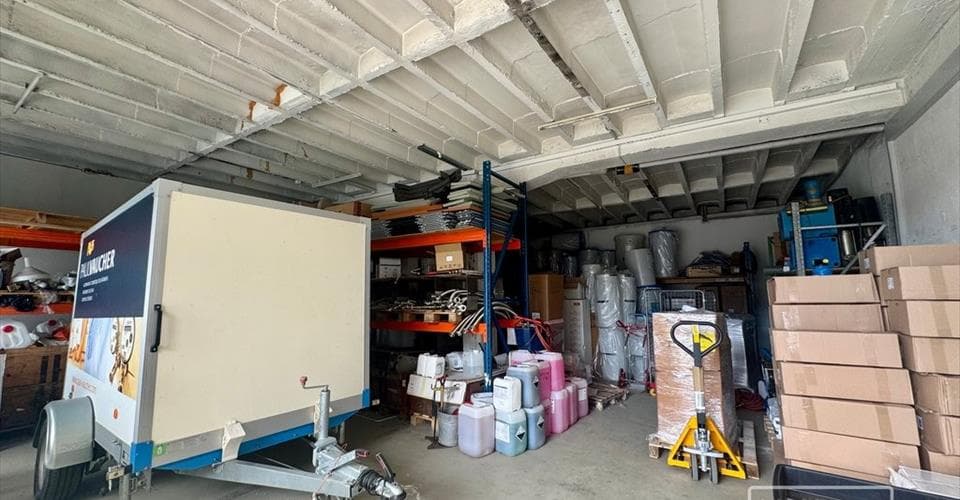Büro an Rue du Jura 14, 1023 Crissier – Bild 2 von 3
