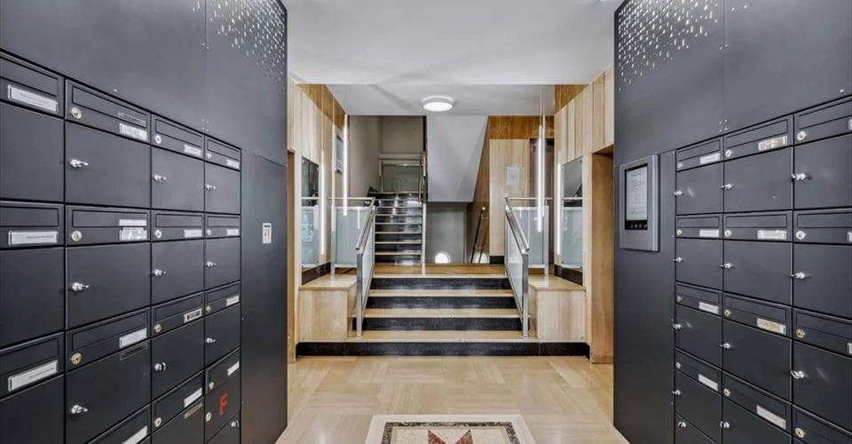 Bureau au Rue Jean-Antoine-GAUTIER 13, 1201 Genève – Photo 2 sur 11