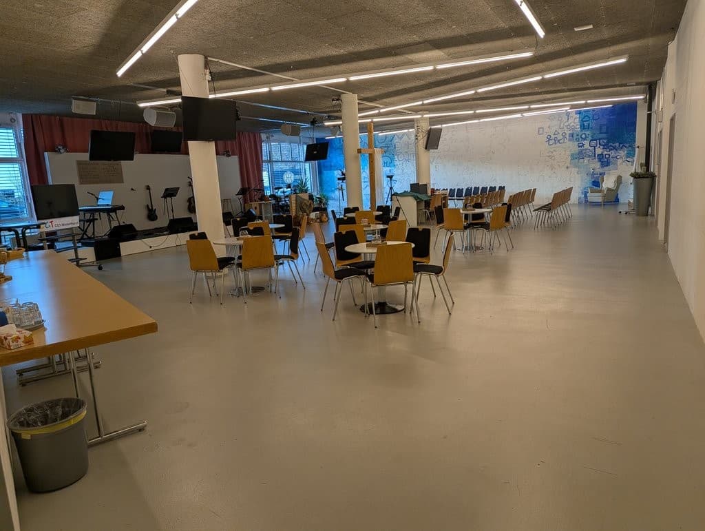 Schlosstalstrasse 210