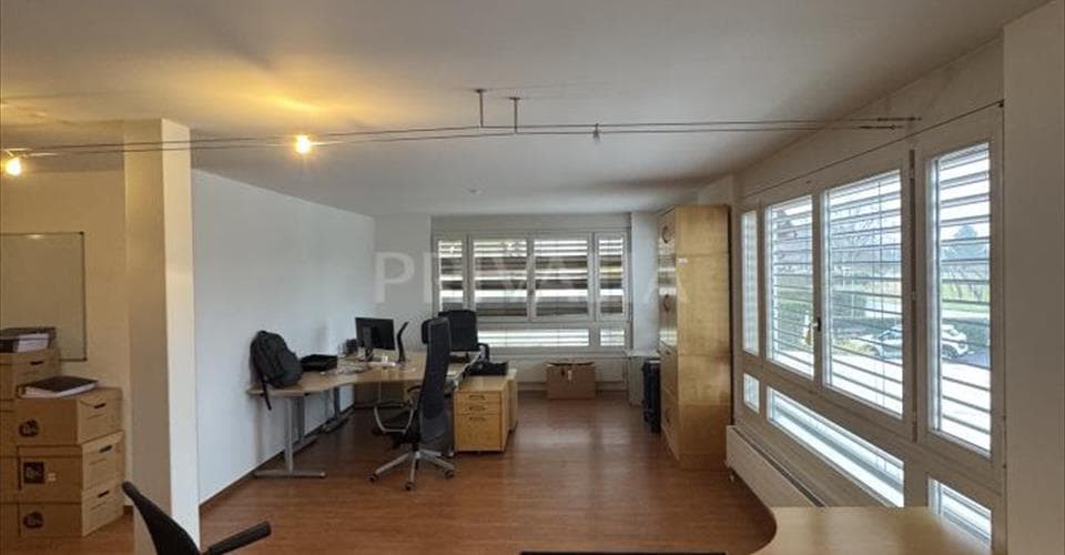 Bureau à 1296 Coppet, CHF 2'600 par mois – Photo 3 sur 5