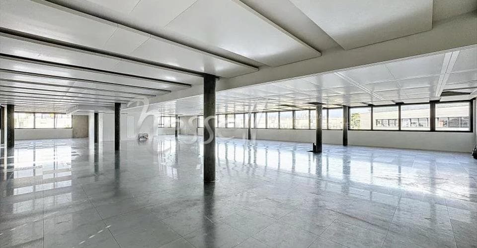 Office in 1214 Vernier, CHF 8'200 per month – Photo 2 of 11
