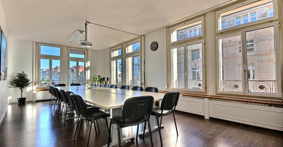 Office Rue du Grand-Chêne 2