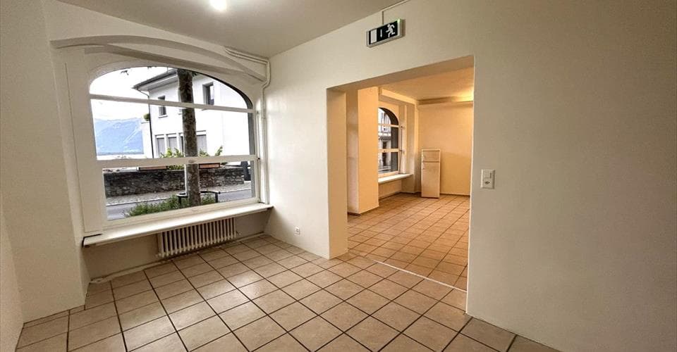 Commercial Space at Rue du Pont 22, 1820 Montreux – Photo 3 of 9