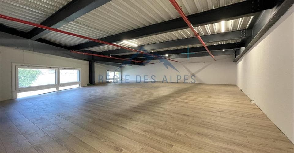 Bureau à 1214 Vernier, CHF 4'950 par mois – Photo 2 sur 6