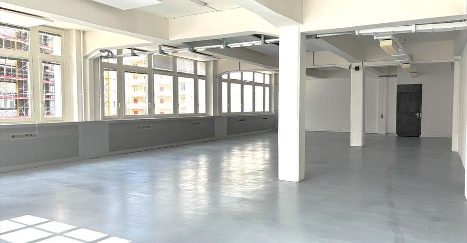 Office at Rue Jacques-Gachoud 3, 1700 Fribourg – Photo 2 of 6