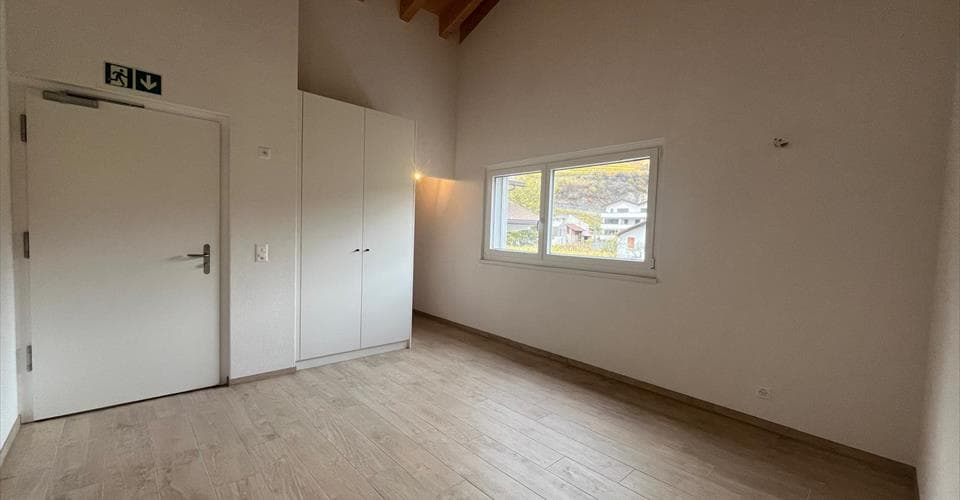 Gewerbe in 1964 Conthey, CHF 1'200 pro Monat – Bild 2 von 7