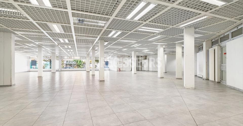 Retail Space at Rue Peillonnex 2-4-6-8, 1225 Chêne-Bourg – Photo 1 of 13