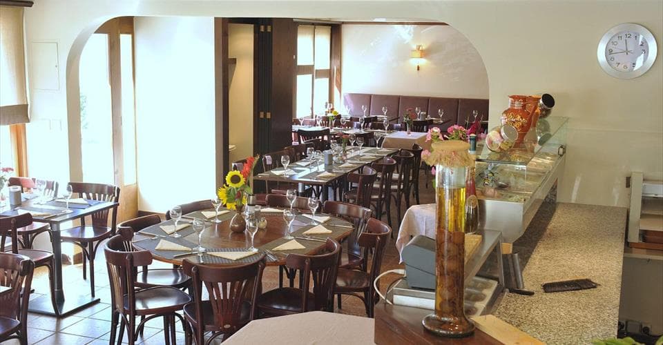 Hospitality in 1936 Verbier, CHF 10'000 per month – Photo 4 of 8
