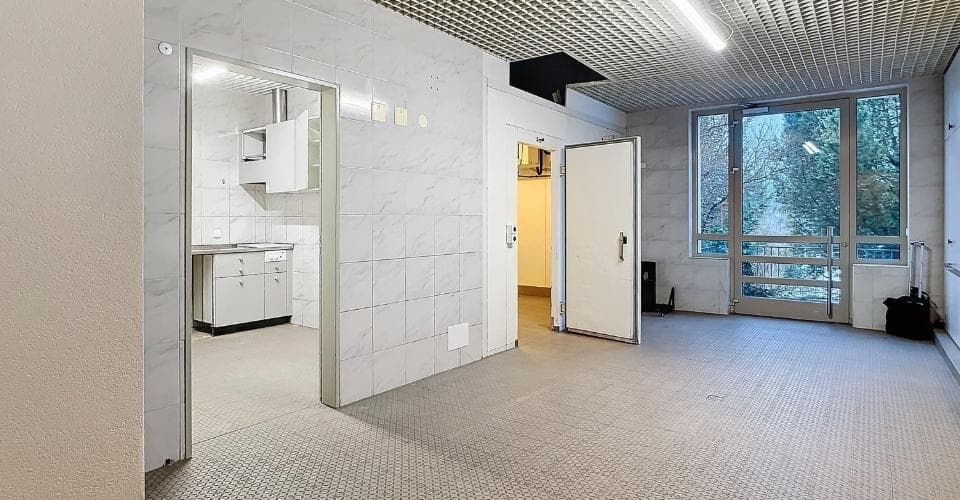Espace commercial au Hauptstrasse 25, 3186 Guin – Photo 3 sur 7