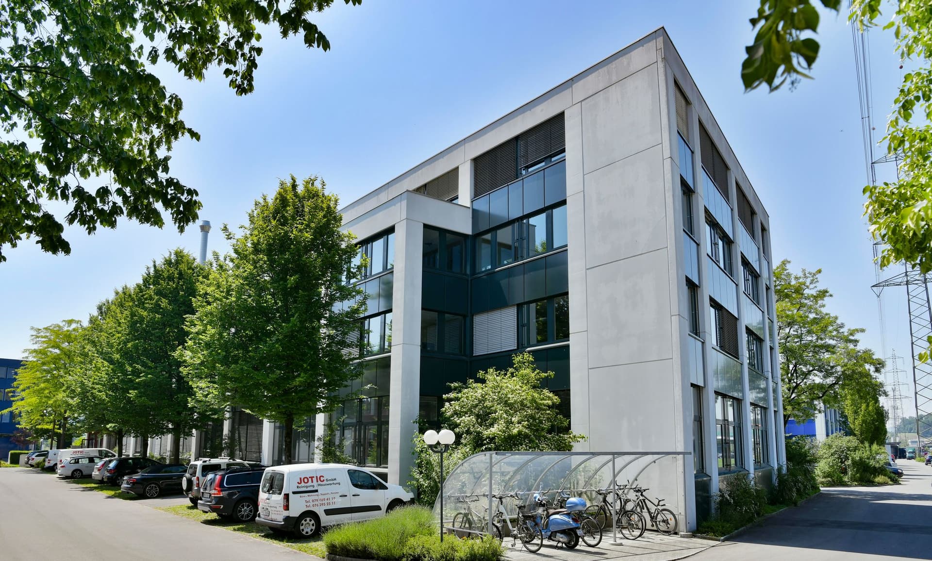 Office Sennweidstrasse 43