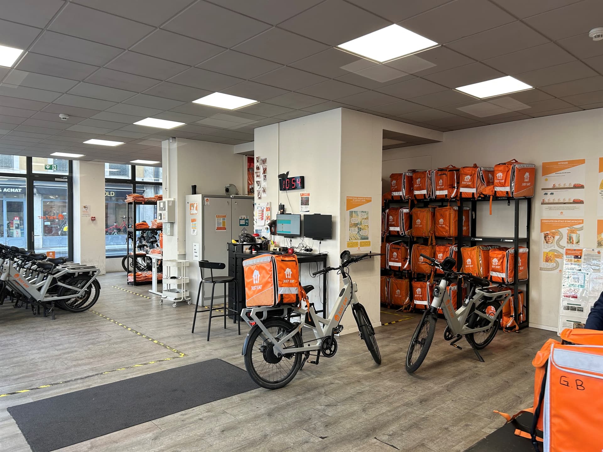 Espace de vente au Rue du Stand 38, 1204 Genève – Photo 2 sur 8